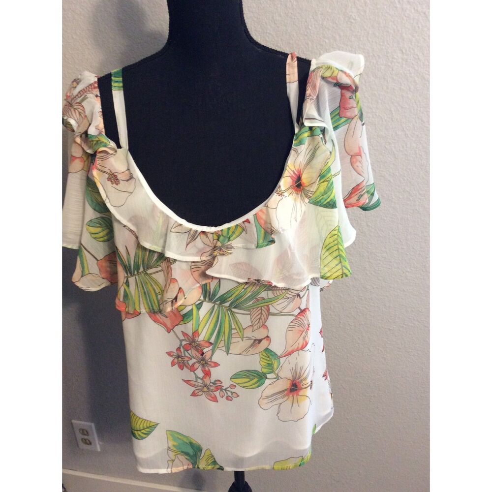 New NWT Medium M Floral Romantic Ruffle Top Off Shoulder New York Co